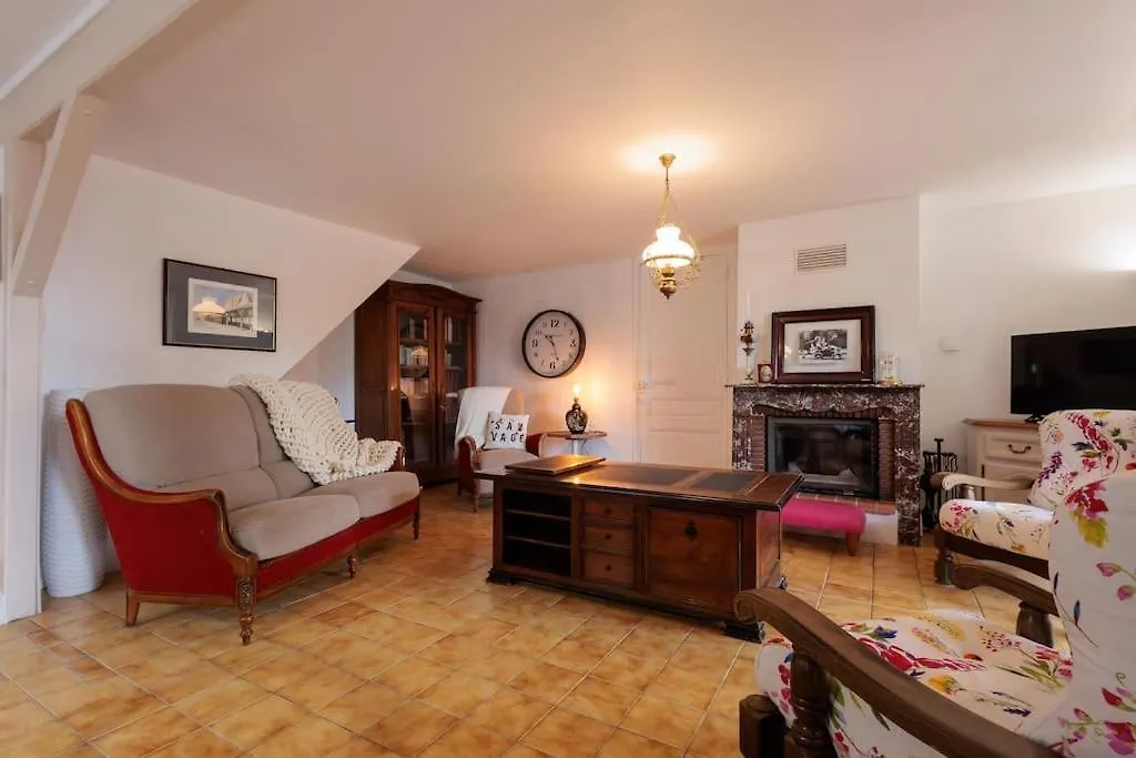 La Maison Du Lac Du Grobon ماكاتييو سورْ شالارْ 0*, ماكاتييو سورْ شالارْ فرنسا